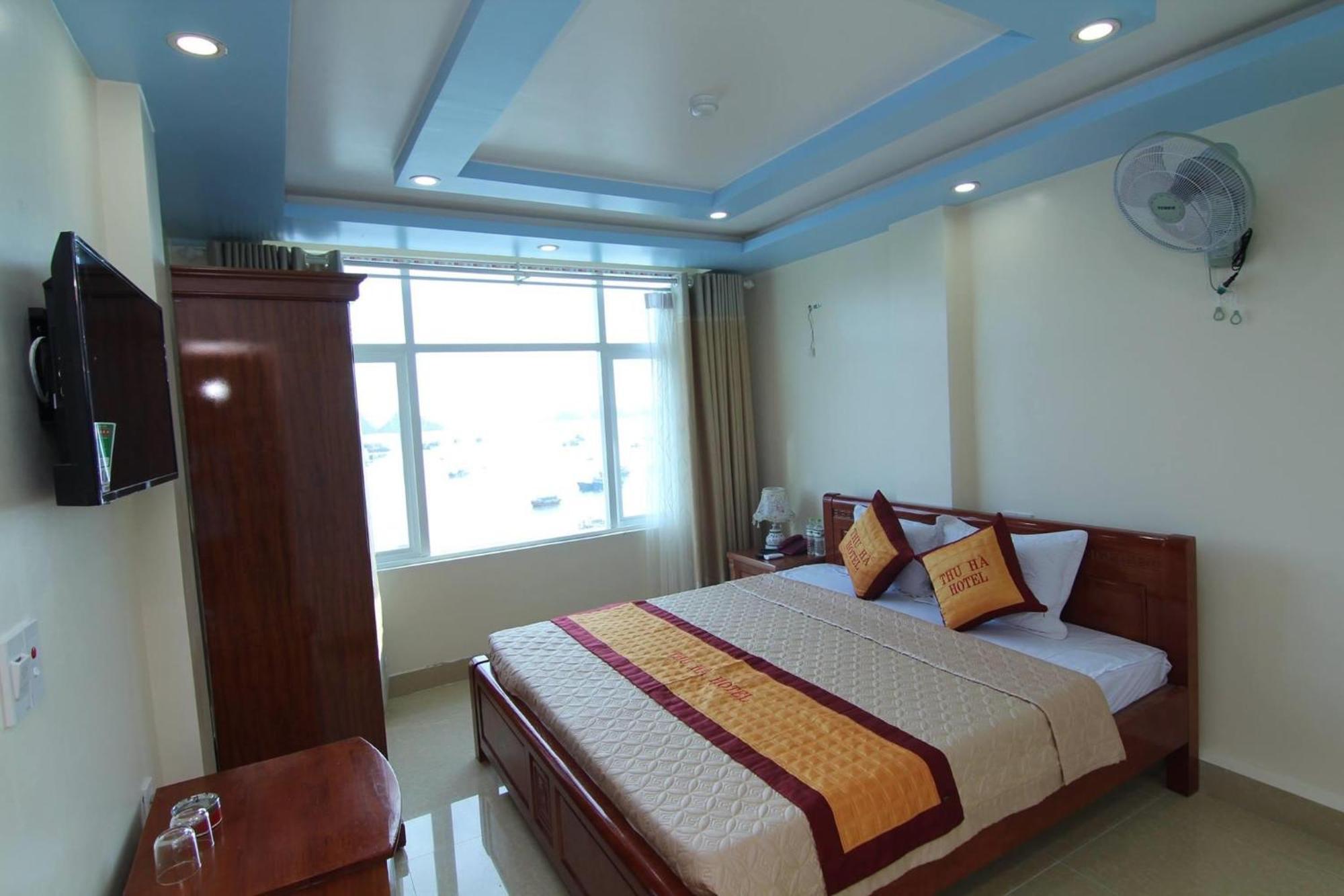 Thu Ha Sea View Hotel Dong Khe Sau Esterno foto
