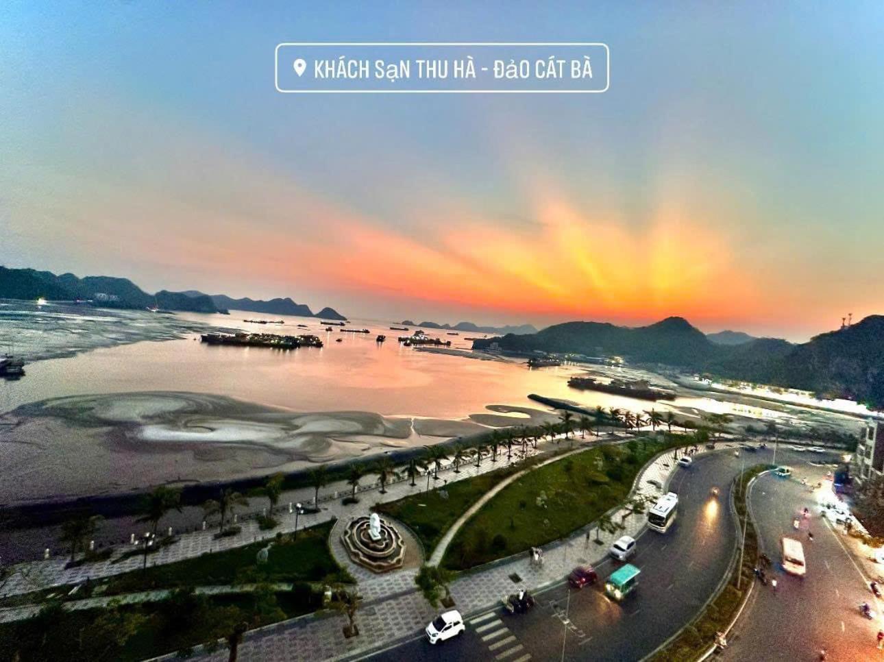 Thu Ha Sea View Hotel Dong Khe Sau Esterno foto